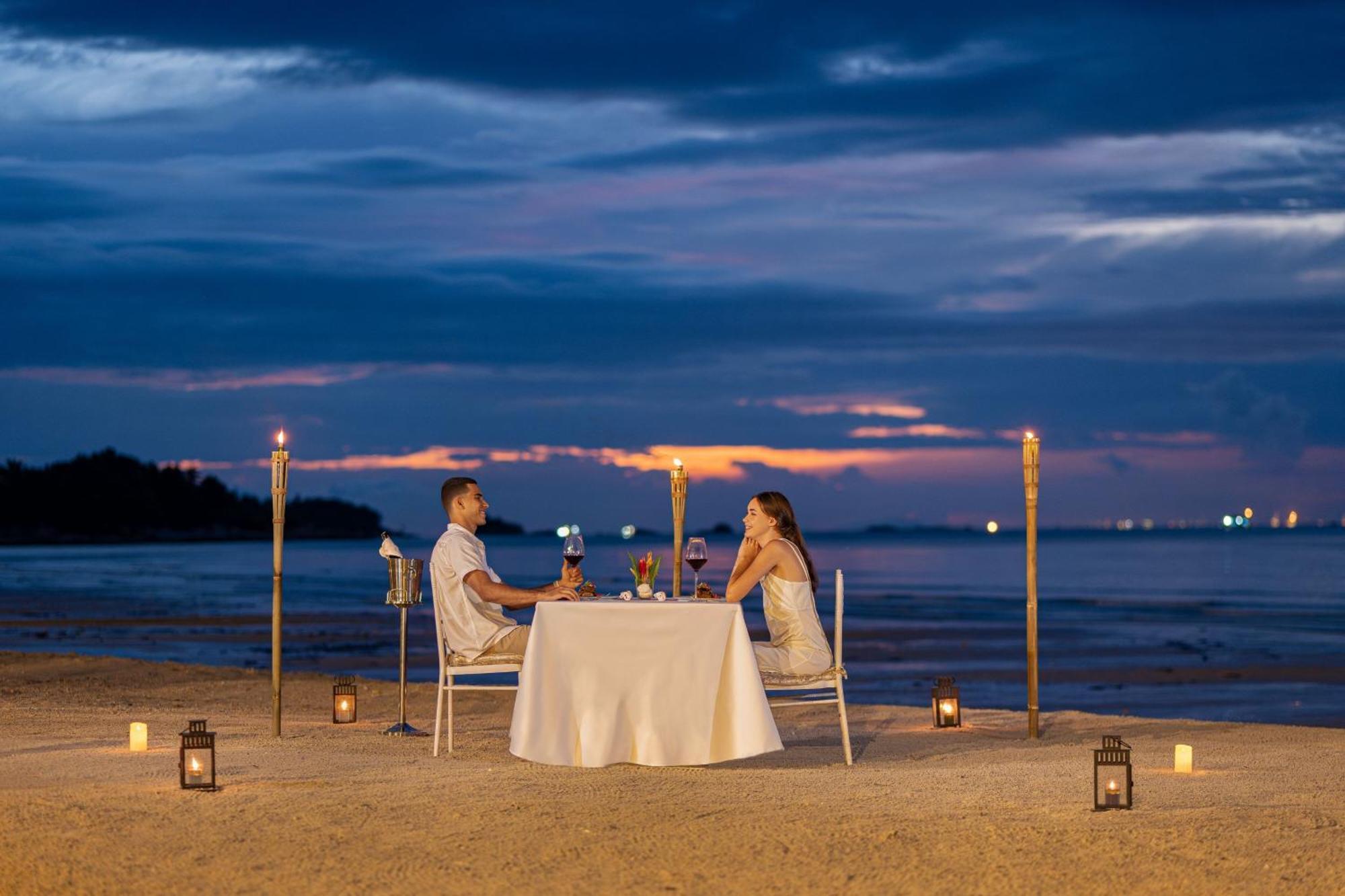 Отель Four Points By Sheraton Bintan, Lagoi Bay Экстерьер фото